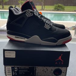 DS 2019 Nike Air Jordan 4 Bred Sz 10