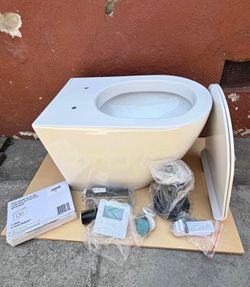 Swiss Madison toilet