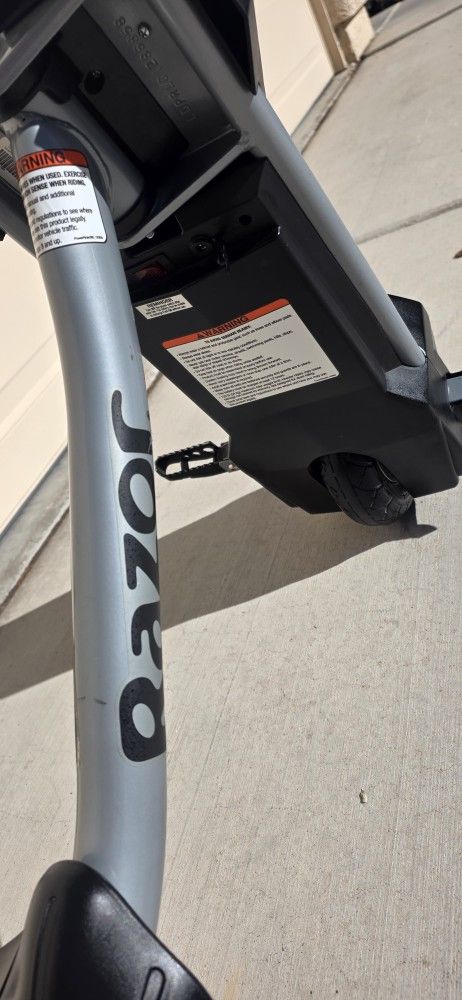 Razor PowerRider 360 Electric Trike – Ready to Ride