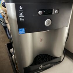 Cold And Hot Water Purifier/dispenser