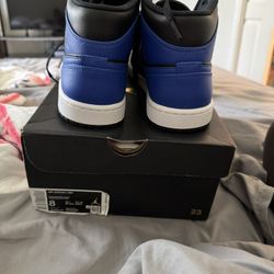 Jordan 1 Mid, Size 8 In Women 