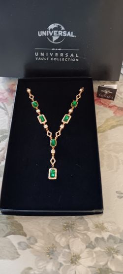 Rare Universal Vault Green Necklace