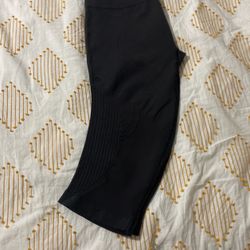 Lululemon  Capri Leggins 