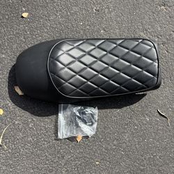 Universal Cafe Racer / Club Style Seat – Brand New – $30