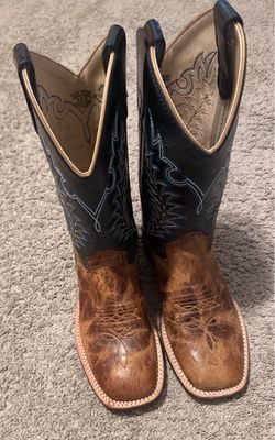 Boys Old West Boots - size 4.5