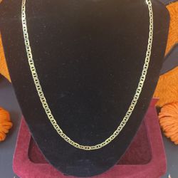 Gucci Necklace 14k 
