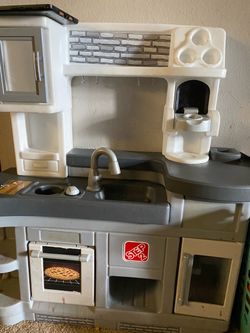 Kids toy kitchen