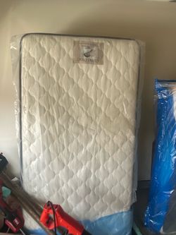 Twin size mattress brand new