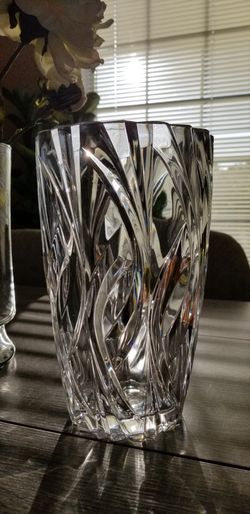 Lead crystal Vase.  Never used. 