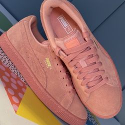 New Puma Suede Classic Mono Lace Up-Size 6.5 Women’s 