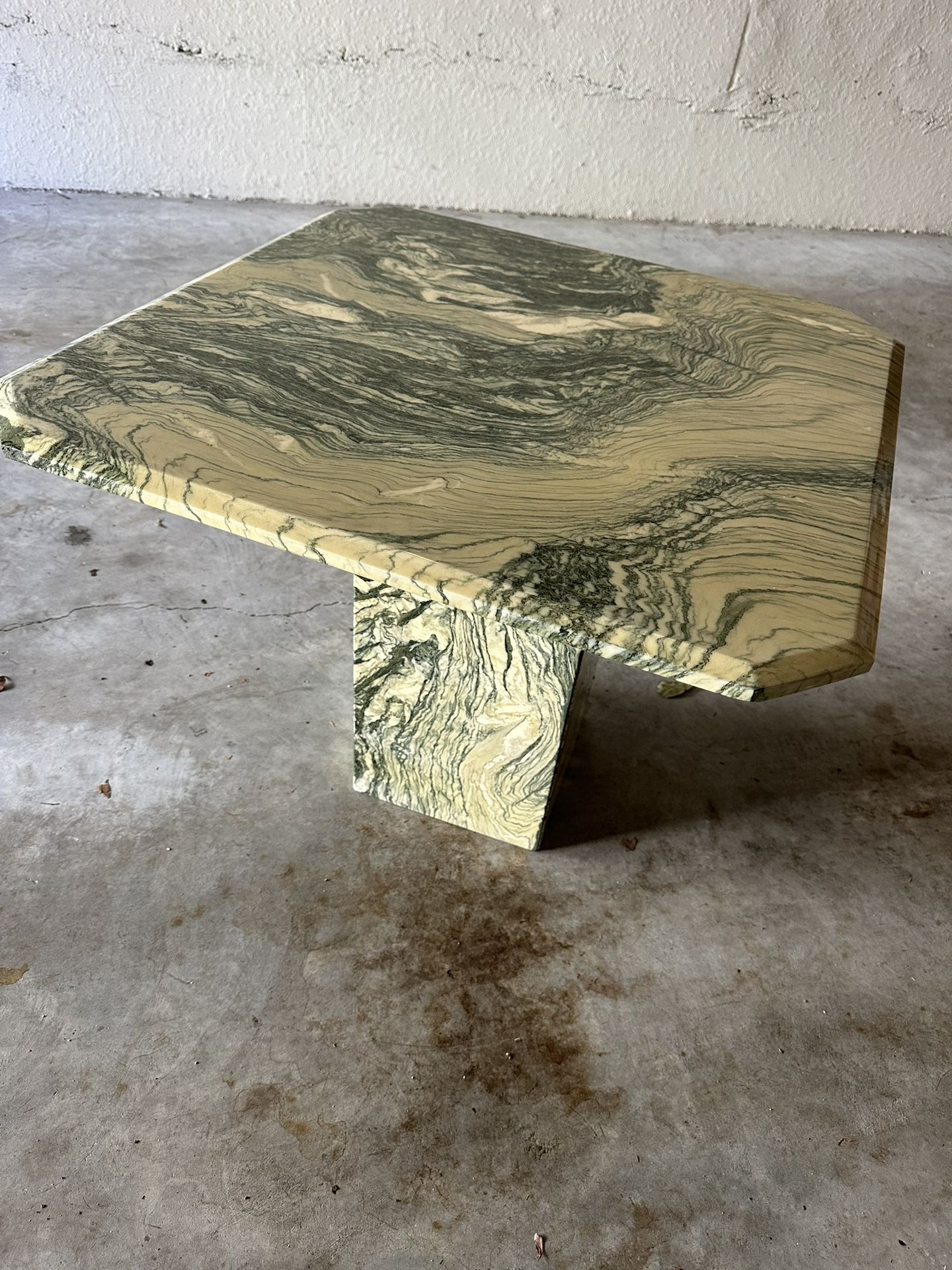 27 inch Wide Green Marble End Table With Stand