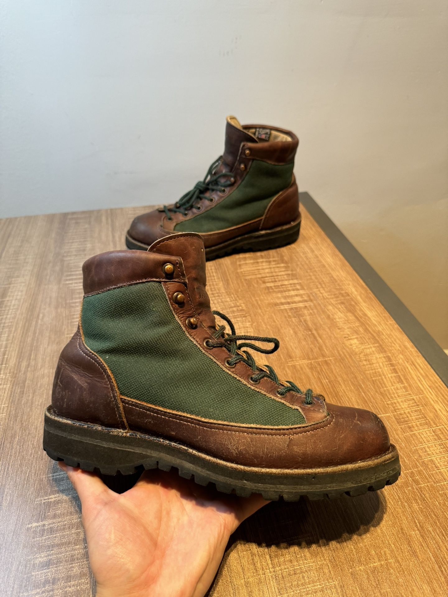 Danner Boot Gore Tex Light - Men size 7 Brown Leather USA Green