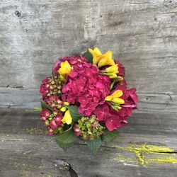 Mother’s Day flower arrangements