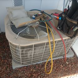 Working  Central Condenser  A/C Unit For ac 1 3/4 Ton  220vy