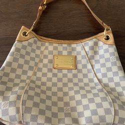 Louis Vuitton Galliera