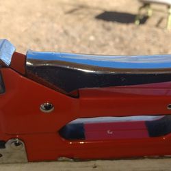 Staple Gun
