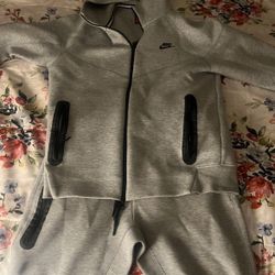 Tech Fleece $100 For The Set 