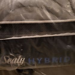 New CAL KING SEALY Hybrid Mattress