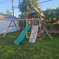 Kids Jungle Gym Swing Set