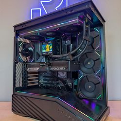 RTX  5070ti // Ryzen 9800x3D // 32GB DDR5 // 2TB NVMe // WiFi