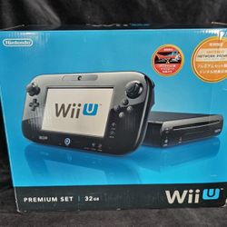 Nintendo Wii U Premium Set 32GB Black Japanese Region