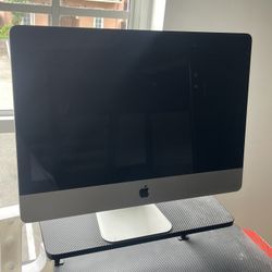 iMac 11,2 2010 With Original Keyboard And Mouse