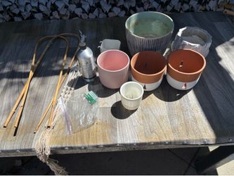 Planting supplies/planters bundle