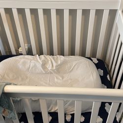 BABY CRIB WHITE BRAND NEW