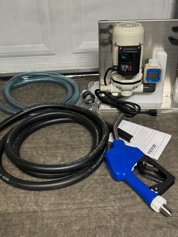 VEVOR 110V DEF Transfer Pump Kit, 8 GPM, Diaphragm Self Priming Electric Water Pump for Diesel Exhaust Fluid Urea, with Mounting Bracket Flow Meter Au