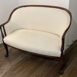 French Love seat excellent condition