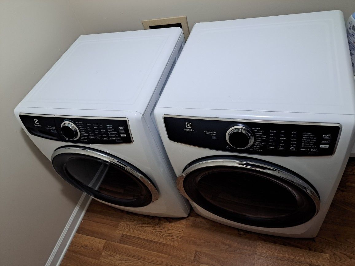 Electrolux Washer and Dryer (matching)
