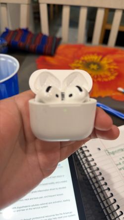 Apple AirPods with Charging Case