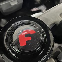 Set Of 4 New Floating Center Caps Wheels Rims