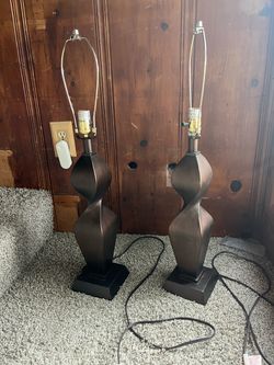 2 Lamps