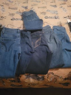 Hollister skinny jeans