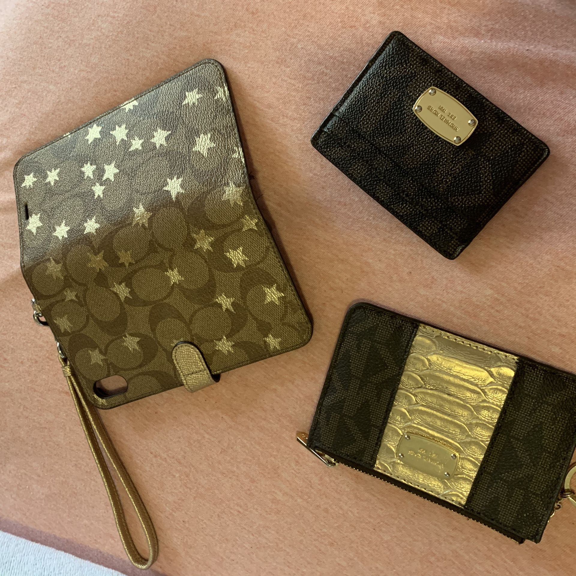 Coach iPhone XS Max wristlet & Mk wallet