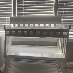 Changing Table With Mattress 
