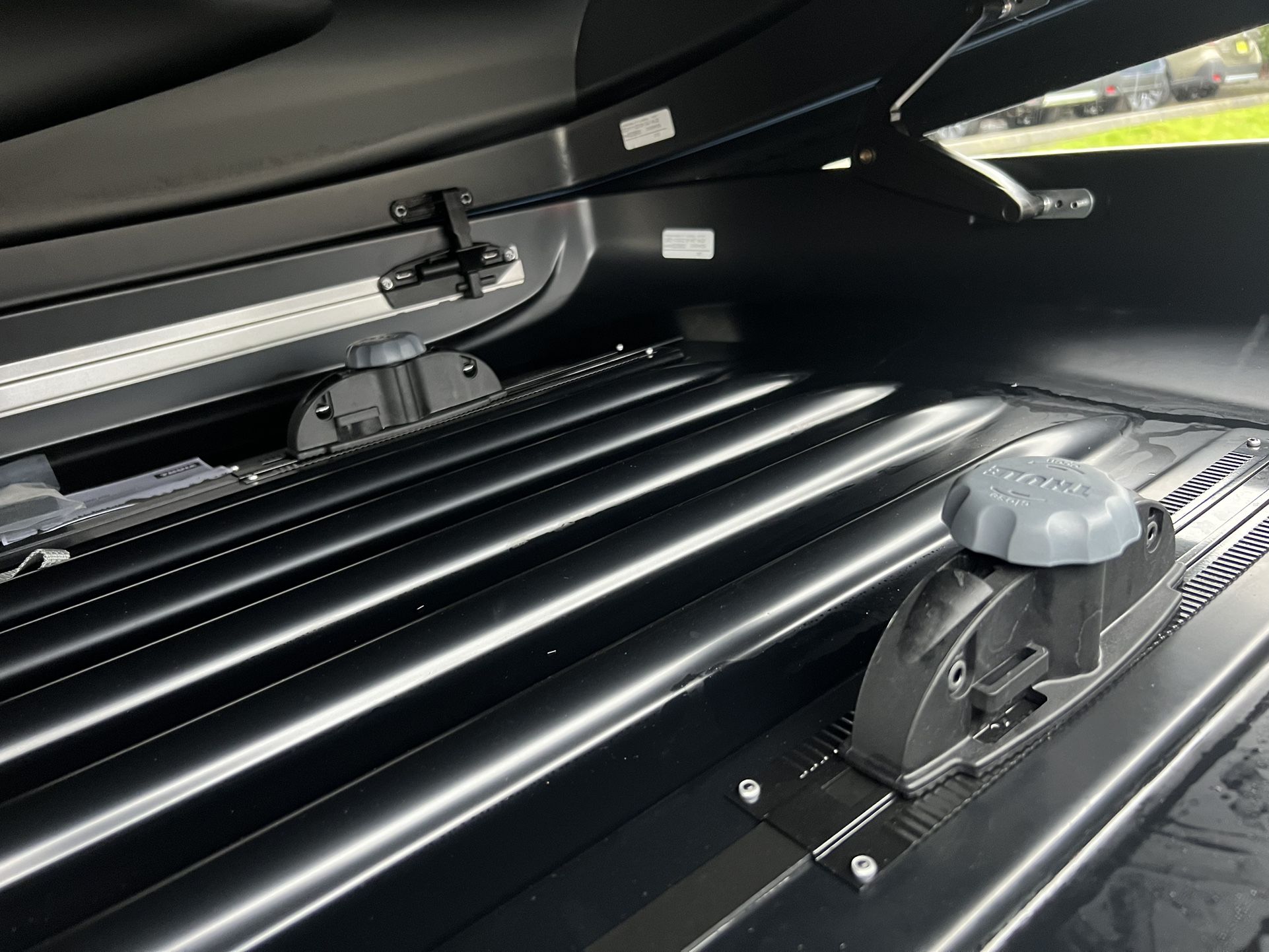 Thule Cargo Carrier Part Number SOA567C022 for Sale in Federal Way, WA