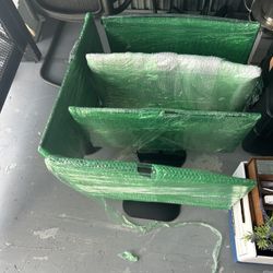 28” Monitors Almost  NEW