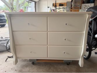 Delta 6 Drawer Dresser