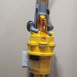 Dyson DC14