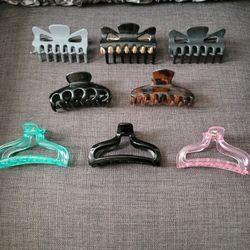 15 Hair Clips-- NEW 