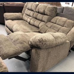 Workhorse Cocoa Reclining Living Room Set 