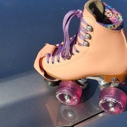 Moxi Beach Bunny Roller Skates  "Peach Blanket" Girls SIZE 1
