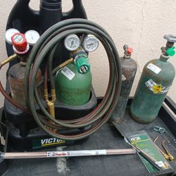 Victor Oxygen  Acetylene Torch Kit All 4 Bottles Full Comes With 15 Percent Silver Brazing Sticks 28 In The Tube And Tips O -1-4 Striker And Mirror