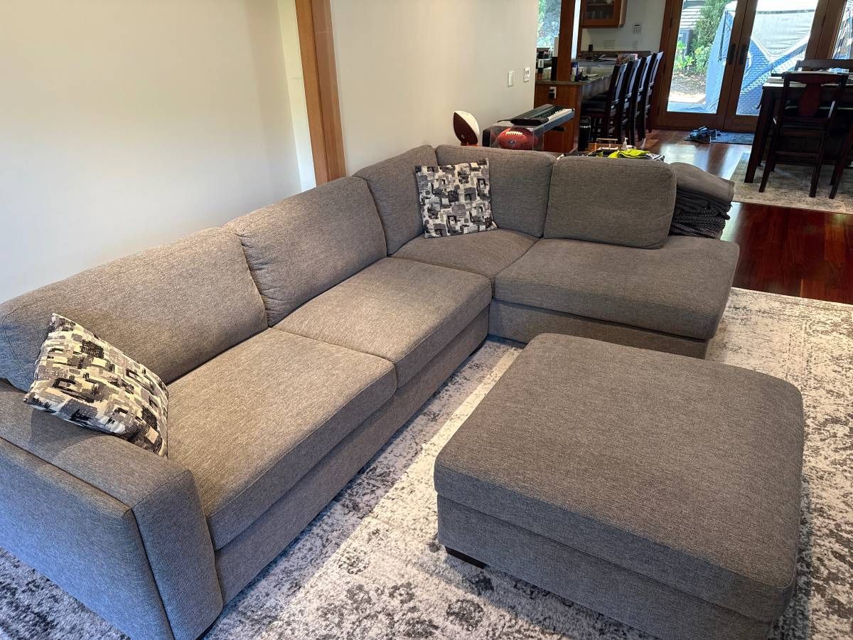 Grey Fabric Sectional Sofa With Ottoman