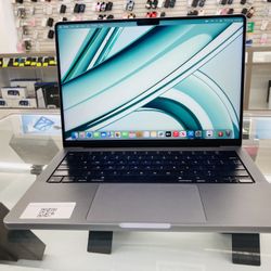 MacBook Pro M2 Pro 16gb Ram 512gb SSD 
