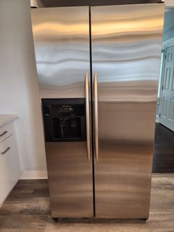 Kitchen Aid Superba Refrigerator, Stainless Steel, 36"