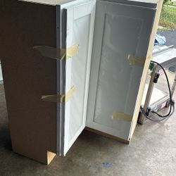 Corner Kitchen Cabinets 