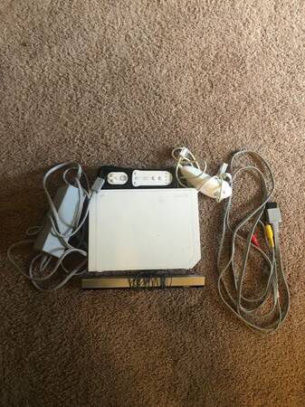 Nintendo Wii - RVL 001 Comes with Controller + Nunchuk and all cables - Like New
